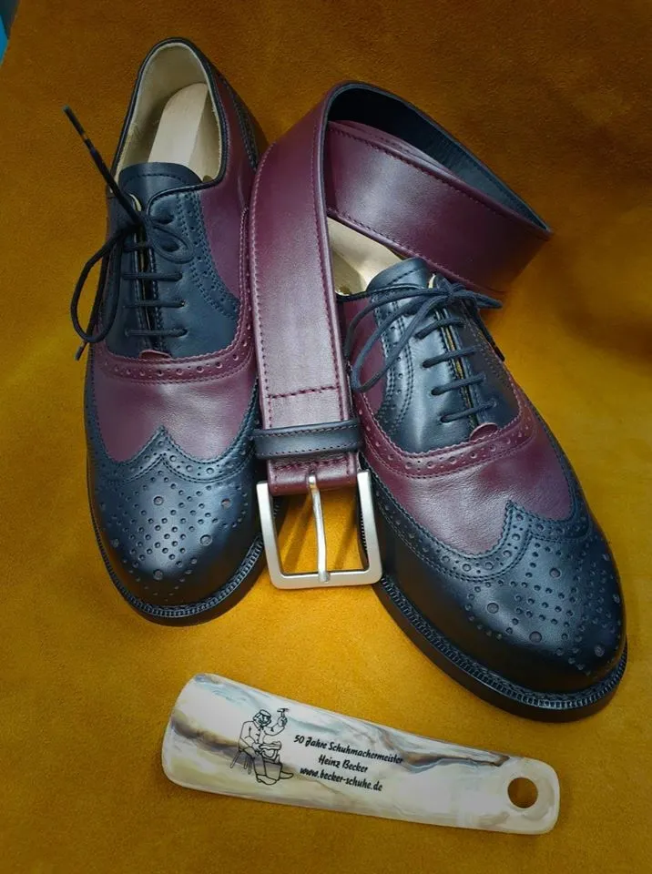 Zweifarbige Maßschuhe mit passendem Gürtel